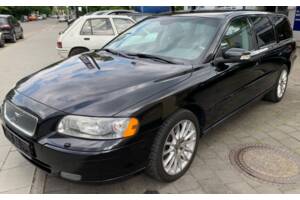 Бампер передний для Volvo V70 2000-2007