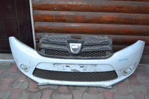 Бампер передний Dacia Sandero