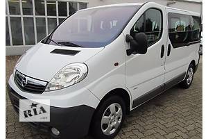 Бампер передний передній Бампера 2001 - 2013р.в Renault Trafic Рено Трафик Opel Vivaro Опель Виваро