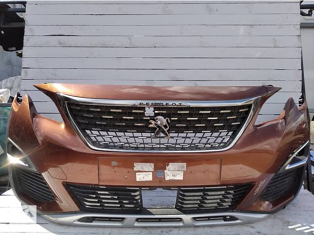 Бампер передний под парктроник Peugeot 3008 2 2009 9815499077