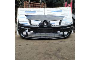 Бампер передний Renault Megane II 2002-2006 до рестайла