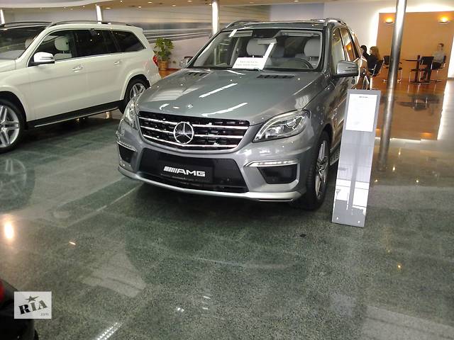 Бампер передний для Mercedes ML 63 AMG----W166