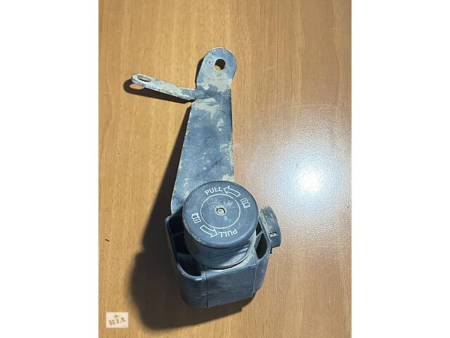 Замок фаркопа (дефект) Audi A6 C5 1997-2005 | 4F0813961A | Б/У