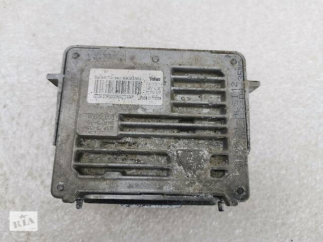 Блок фары розжига ксенона Volvo 89089352 Valeo jeep jaguar range rover