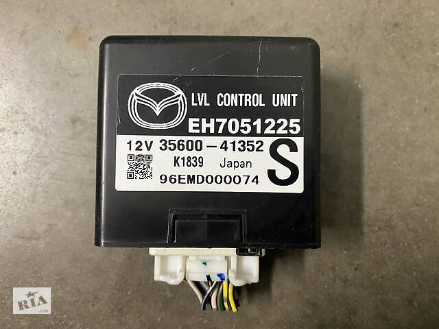 Блок управления автоматического выравнивания фар Mazda CX-7 CX7 06-12г. EH7051225/35600-41352