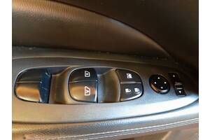 Блок кнопок склопідйомника передній лівий Nissan Pathfinder