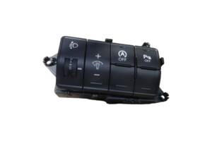 Блок кнопок в торпедо левый HYUNDAI i30 12-17