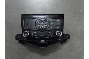 Блок/панель управления магнитолой Chevrolet Cruze 2008-2014гг. 94563272