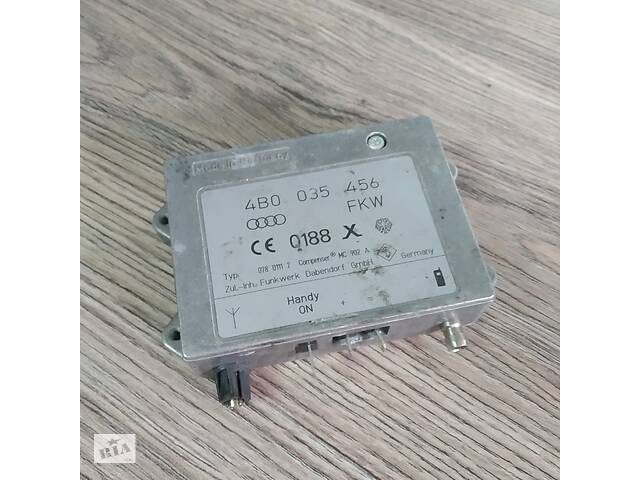 Блок посилення антени телефону AUDI 4B0035456