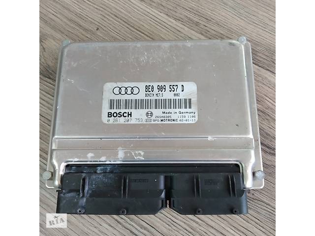 Блок управління двигуном AUDI A4 B6 2.0 ALT 8E0909557D 0261207753