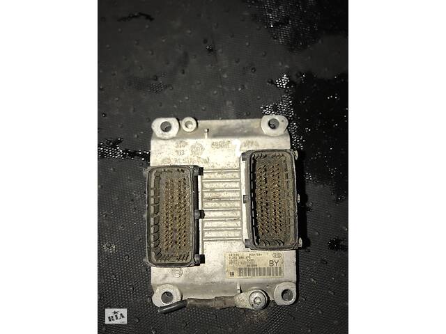 Блок управления Эбу (ECU) Мозги Opel CORSA 1,0 Z10XE 0261206072 09115111 B