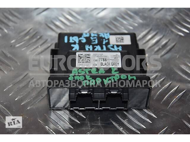 Блок управления парктроником Opel Astra (K) 2015 13517788 105401