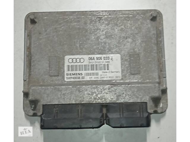 Блок управления двигателем 06A906033J audi a3 1.6