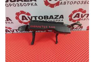 Блок предохранителей для Toyota Avensis 2003-2008