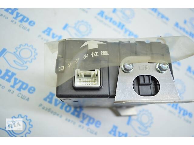 BRAKE POWER CONTROL Lexus LS460 LS600h 07-12 rwd (01) 89680-33010