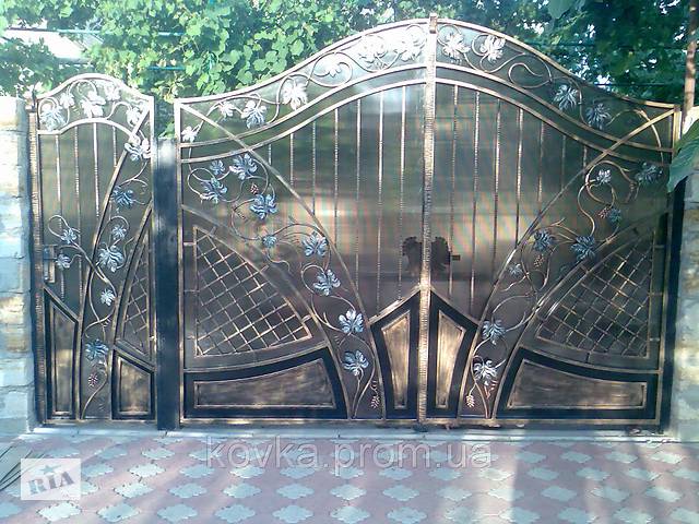 Ковані ворота з хвірткою з полікарбонатом, код: 01028