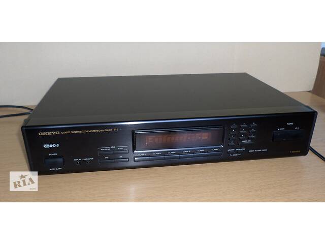 FM/AM тюнер Onkyo T-4031RDS