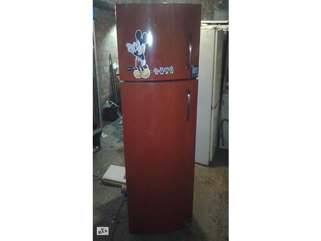 Холодильник Нotpoint-Ariston (ретро, ширина 70 см