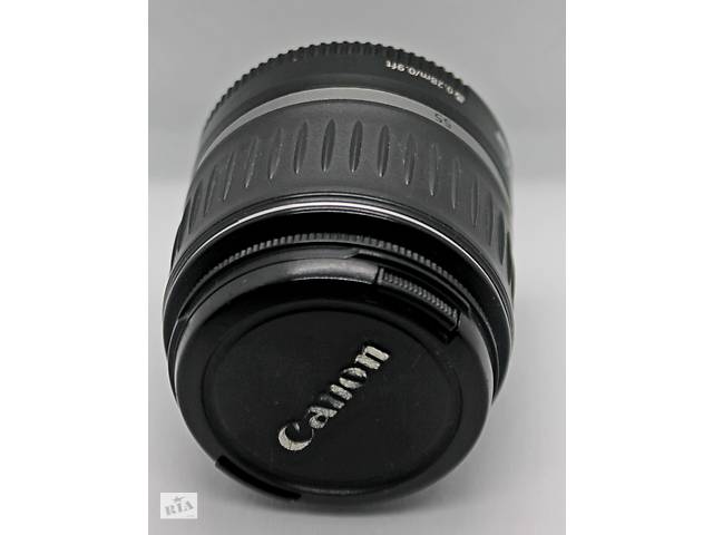 Объектив Canon 18-55mm 1:3.5-5.6