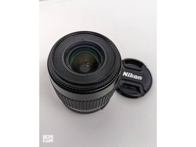 Объектив Nikon Zoom NIKKOR 35-80mm f/4-5,6