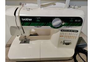Швейна машина BROTHER RS-20 в робочому стані