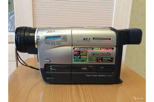 Видеокамера Panasonic RZ-1