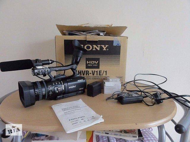Відеокамера SONY HVR-V1E