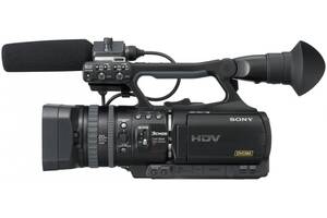 Відеокамера SONY HVR-V1E