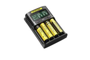 Зарядное устройство универсальное Nitecore Digicharger UM4, 4 канала,LCD дисплей, поддерживает Li-ion, Ni-MH и Ni-Cd...