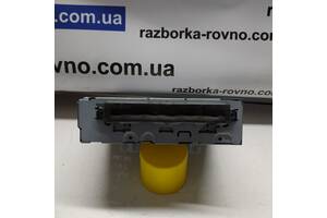 CD чейнджера Volvo V50 S40 2004-2007 8696051-1 34W332C