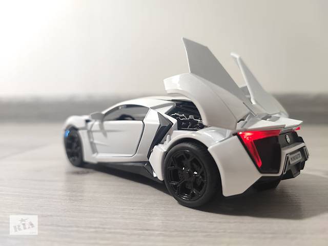 Lykan Hypersport з Фільму Форсаж 1:32 модель