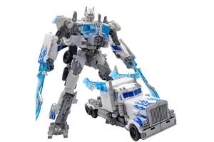 Робот-трансформер Оптимус Прайм (белый), 17 см - Optimus Prime Купи уже сегодня!