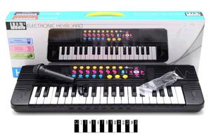 Синтезатор игрушечный MUSIC HS3722A 37 клавиш