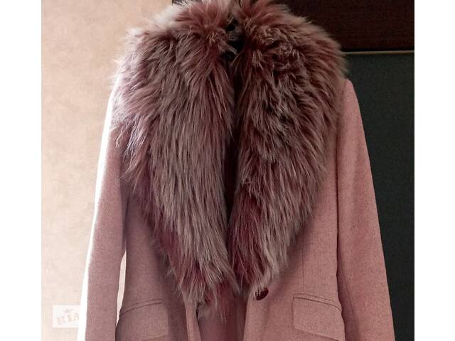 Демісезонне пальто Sisley