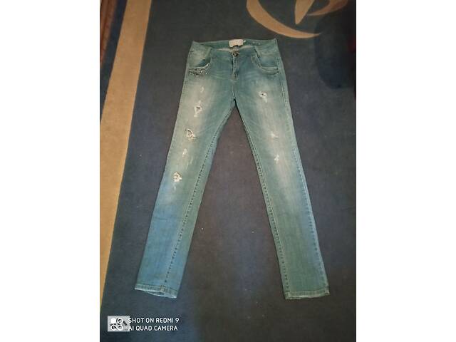 Джинсы, р.-36 ' Denim Bershka + подарок