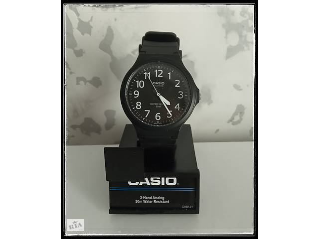 Годинник Casio MW-240. Оригінал