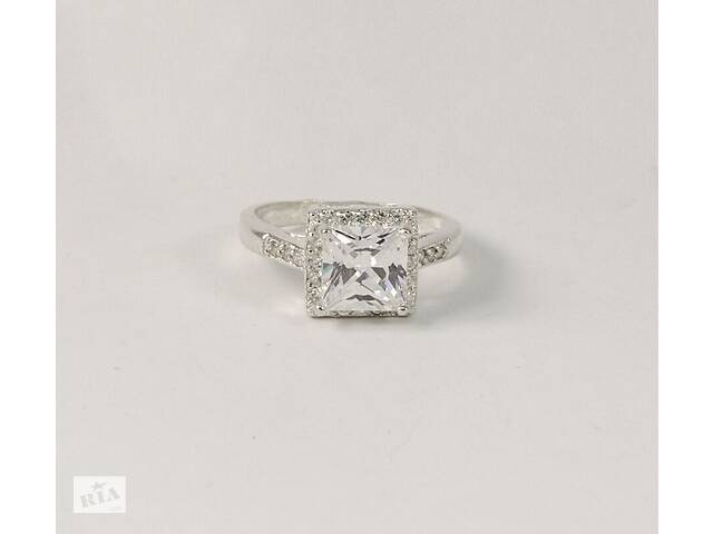 Кольцо с белыми камнями Maxi Silver 7919/1 SE 17