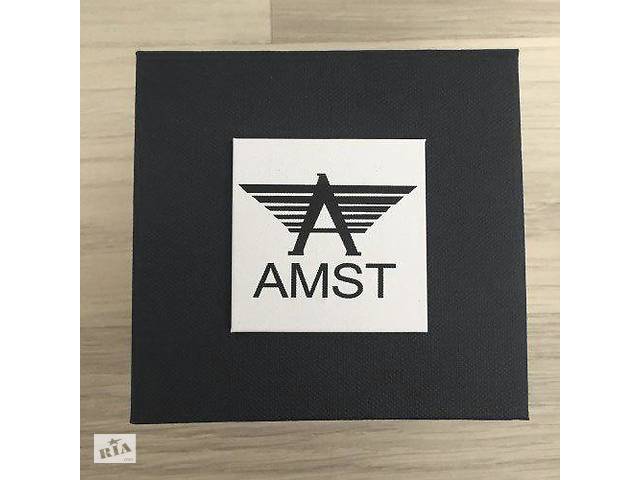 Коробочка с логотипом AMST Black