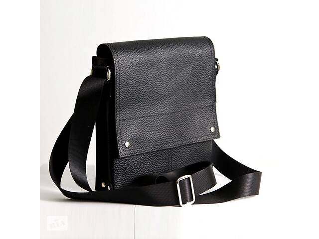 Кожаная мужская сумка KotiCo 24х24х3.5 см Черная (SMK_01_black_flotar)