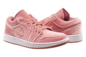 Кроссовки женские Jordan 1 Low Se (DQ8396-600) 39 Розовый