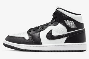 Кроссовки женские Jordan 1 Mid Se (DR0501-101) 39 Черно-белый