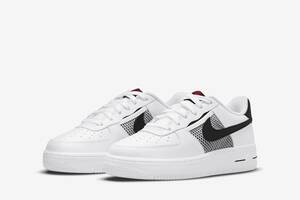 Кроссовки женские Nike Air Force 1 Lv8 (DH9596-100) 38.5 Черно-белый