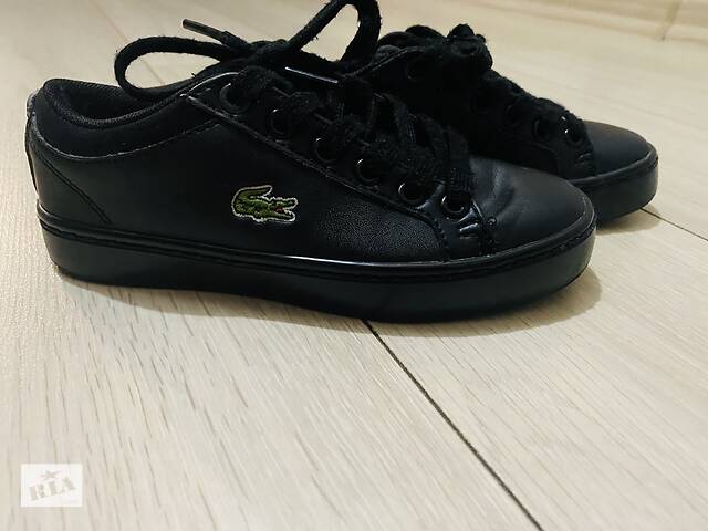 Продам кроссовки Lacoste детские!