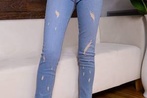 Рваные женские джинсы скинни голубого цвета 164R681 Ager 26