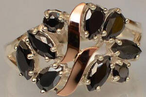 Серебряное кольцо Sil с золотыми вставками Черный (Sil-118)