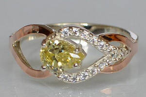 Серебряное кольцо Sil с золотыми вставками Желтый (Sil-129)