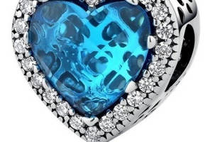 Серебряный шарм Pandora Голубое сердце