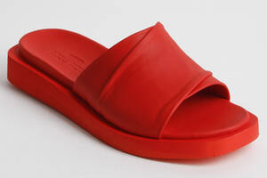Шлепанцы женские кожаные 340405 р.36 (23,5) Fashion Красный