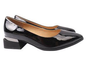 Туфлі жіночі з натуральної лакової шкіри на низькому ходу Чорні Oeego 71-21DTC 40