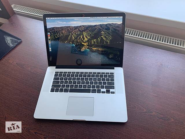 Apple MacBook Pro 15, 2015 року, 16 RAM, 256 SSD